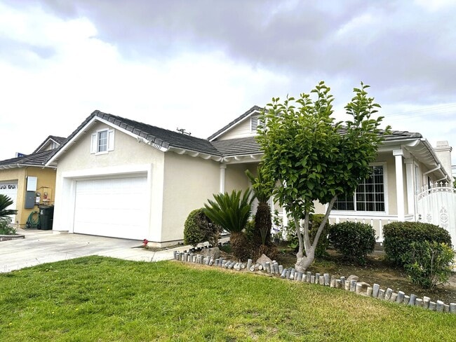 Photo - Refreshed Single Family Home in Garden Grove