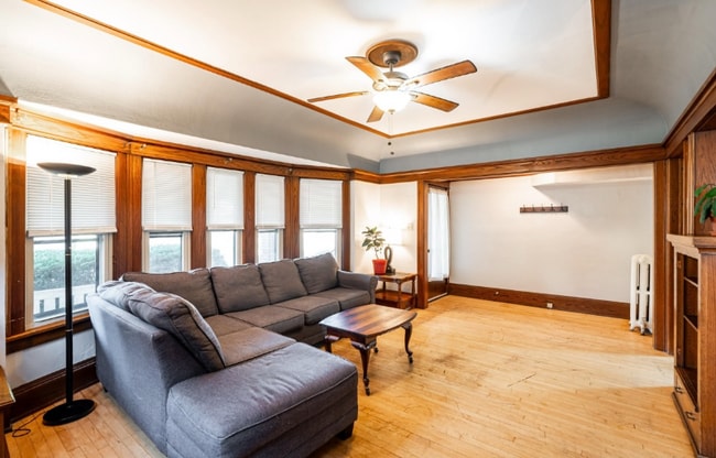 Foto del edificio - 2238 N 55th St