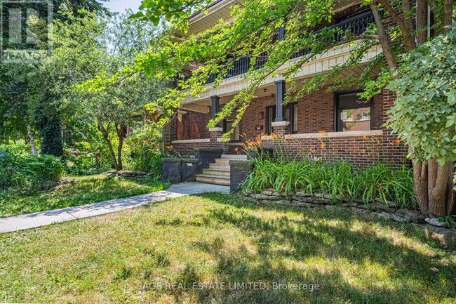 Building Photo - 459 Aberdeen Ave