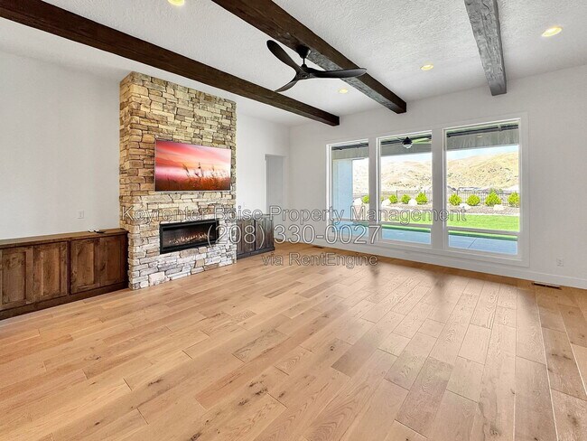 Building Photo - 5298 W Parkridge Dr