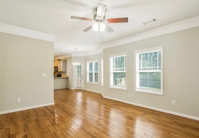 Building Photo - 2517 Brentford Pl