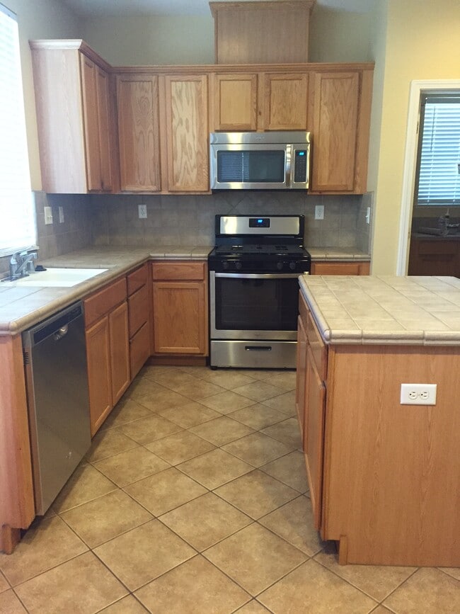 Foto del edificio - 2141 Buck River St