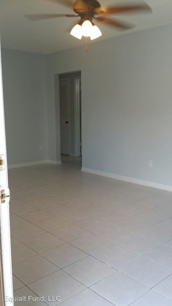 Foto del edificio - 2 br, 2 bath House - 7095 Holiday Drive