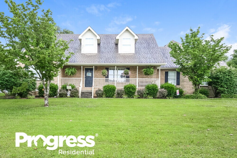 Foto principal - 1136 Lakes Edge Dr