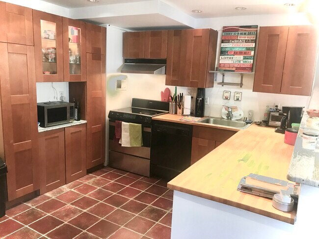 Foto del edificio - 1718 P St NW