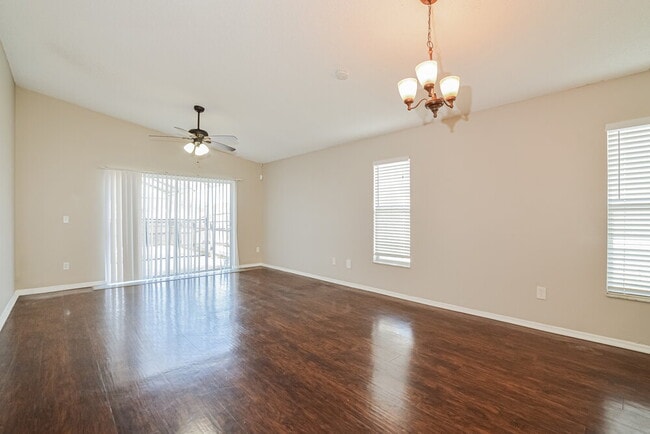 Building Photo - 105 Rock Springs Ct
