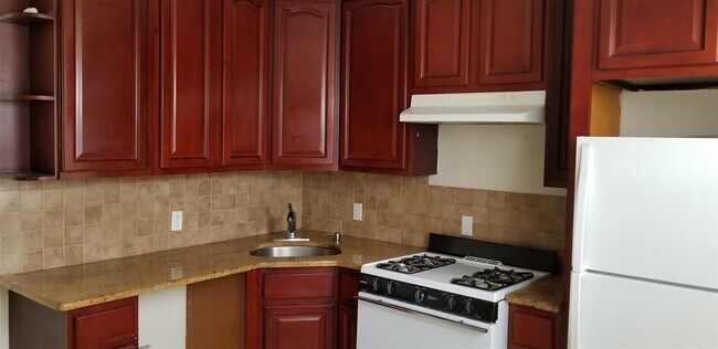 Building Photo - 6514 Palisade Ave