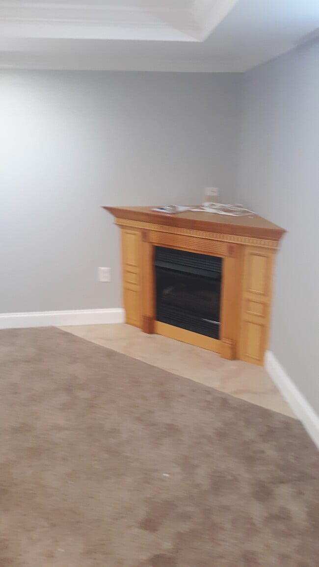 Basement - 822 Hampshire Rd