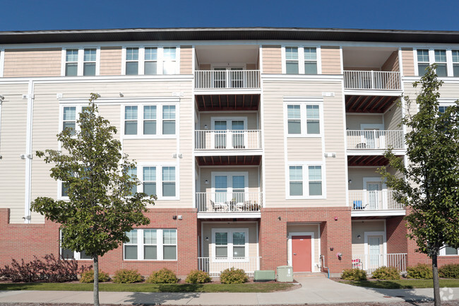 Building Photo - Auburn Square Apartments