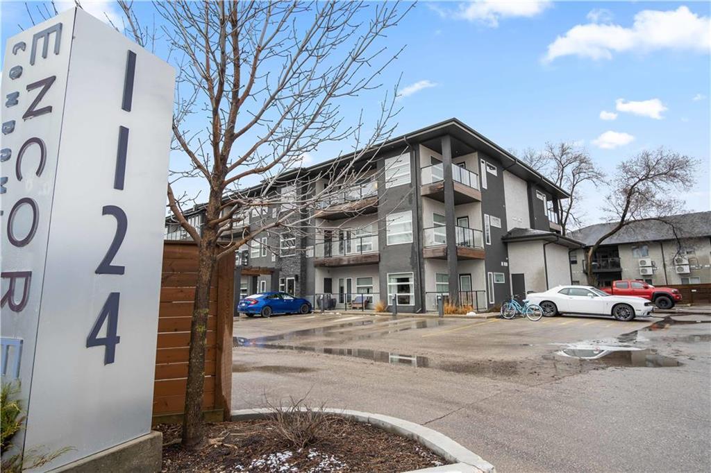 1124 Dawson Rd, Lorette, MB R0A 0Y0 Townhouse for Rent in Lorette, MB