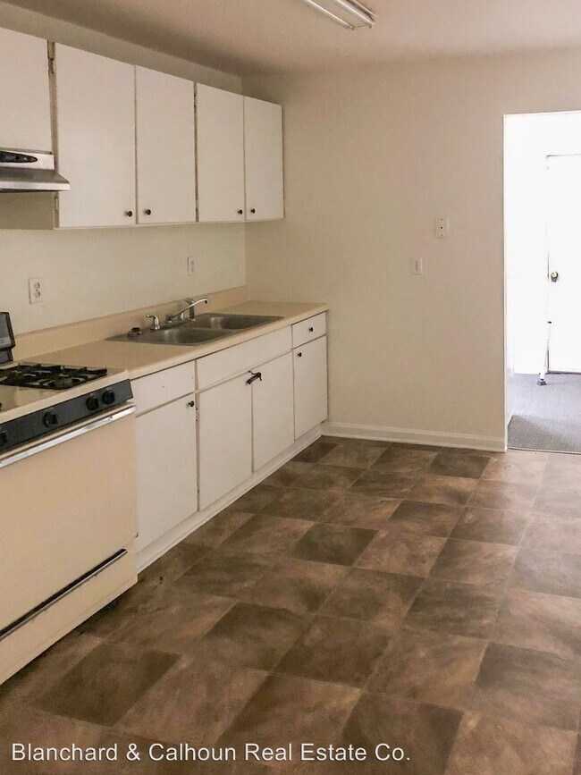 Foto del edificio - 2 br, 1 bath House - 105 Elizabeth Avenue
