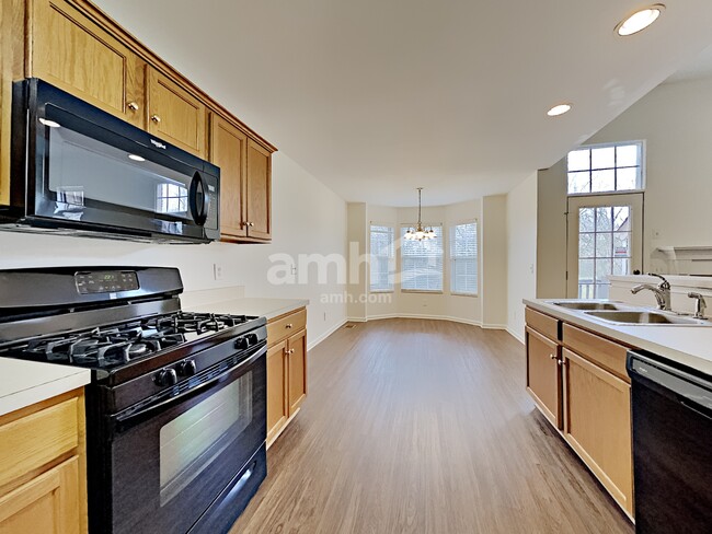 Foto del edificio - 2116 Forge Ridge Cir