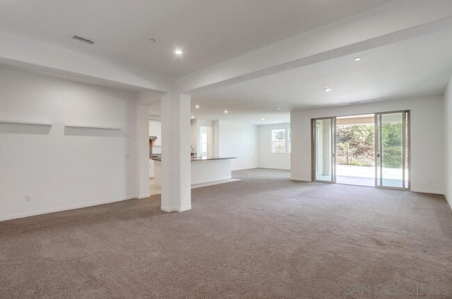 Building Photo - 2407 Medley Ln