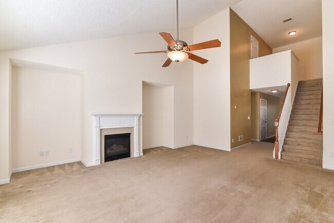 Building Photo - 3856 Pine Village Pl