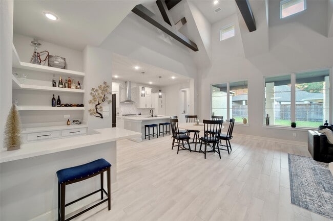 Foto del edificio - 332 Coldwater Creek Ct