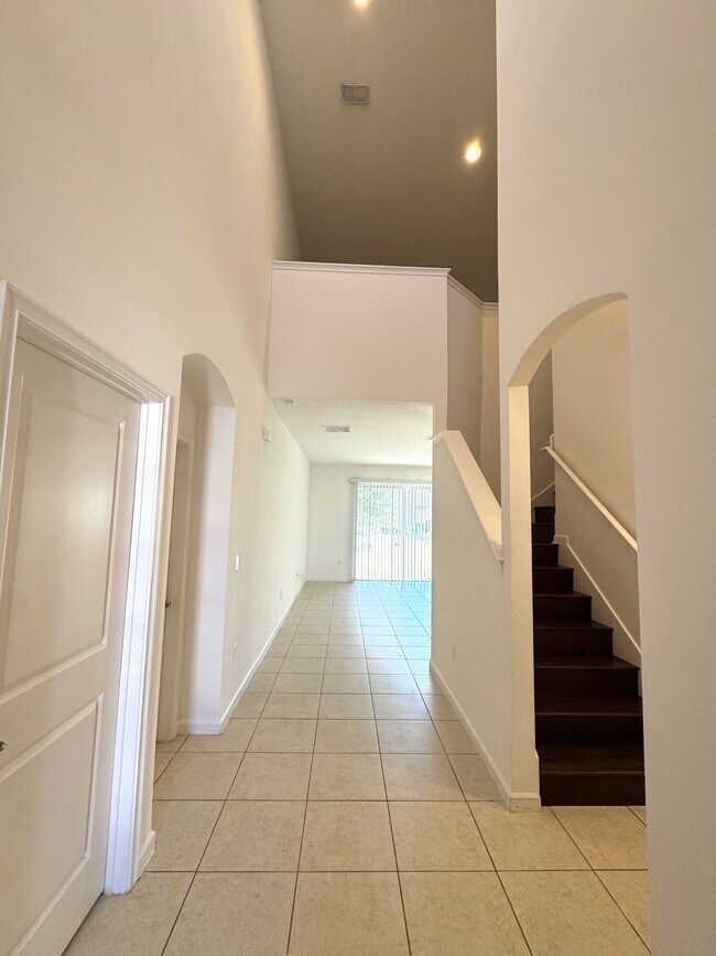 Building Photo - 256 Trinity Ridge Cir