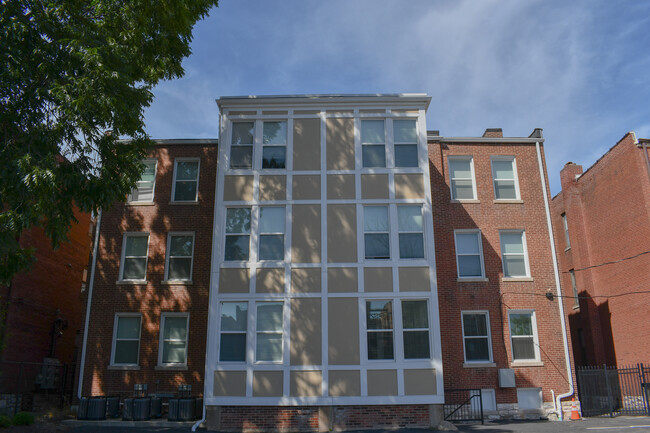 Back Building - 5656 Waterman Blvd