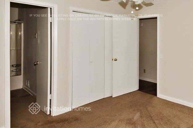 Foto del edificio - 2727 King Arthur Ct