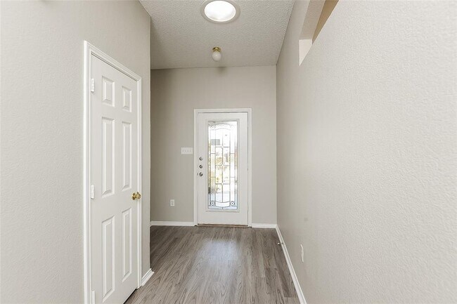 Foto del edificio - 8645 Fountainview Terrace