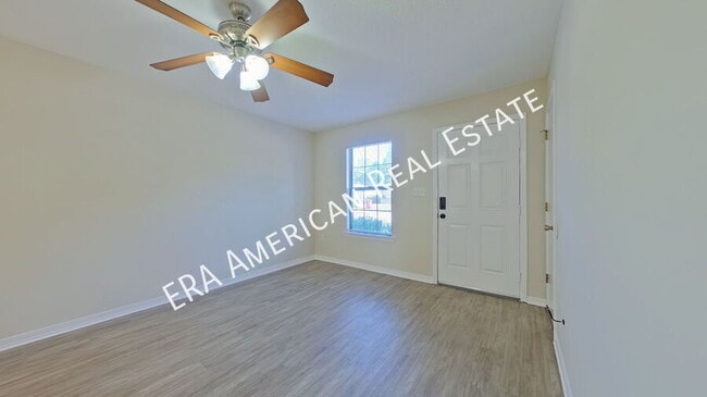 Building Photo - 122 Patton St