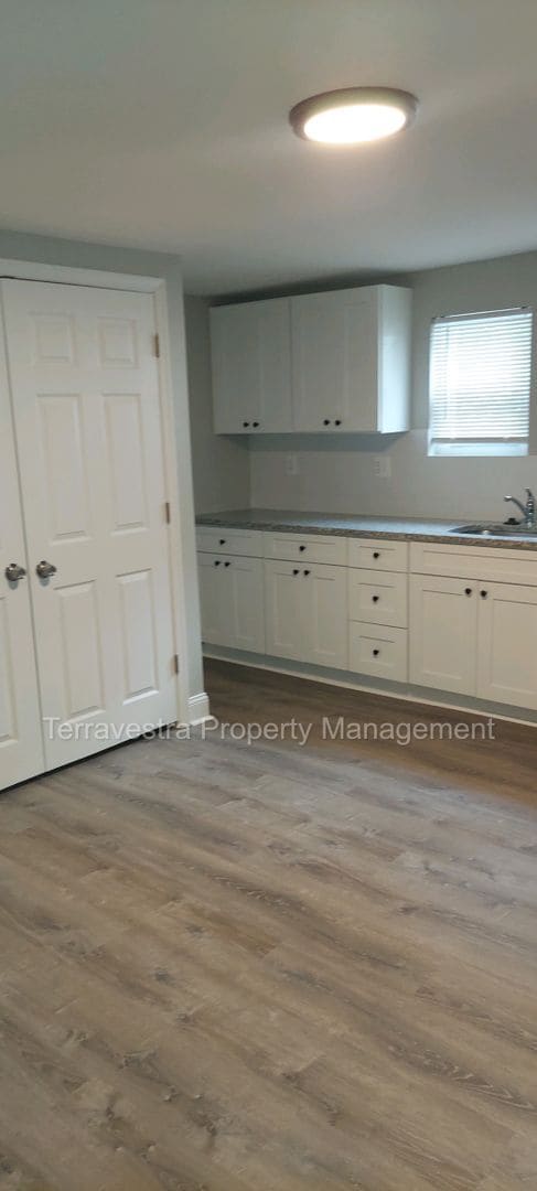 Building Photo - 314-316 S 4th St