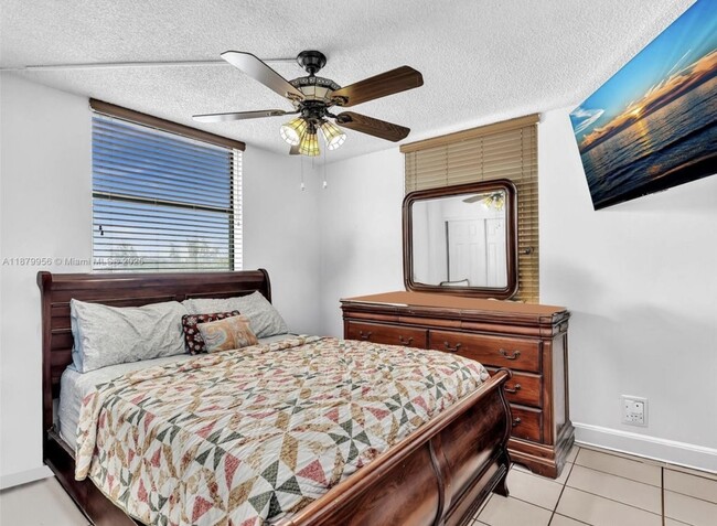 Foto del edificio - 546 SW 1st St