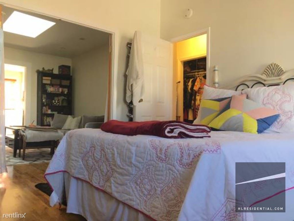 Foto principal - 498 Carroll St