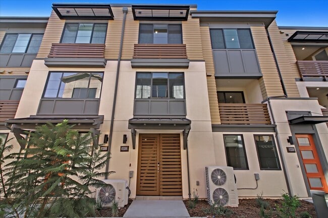 Building Photo - 16023 Bartlett Ct