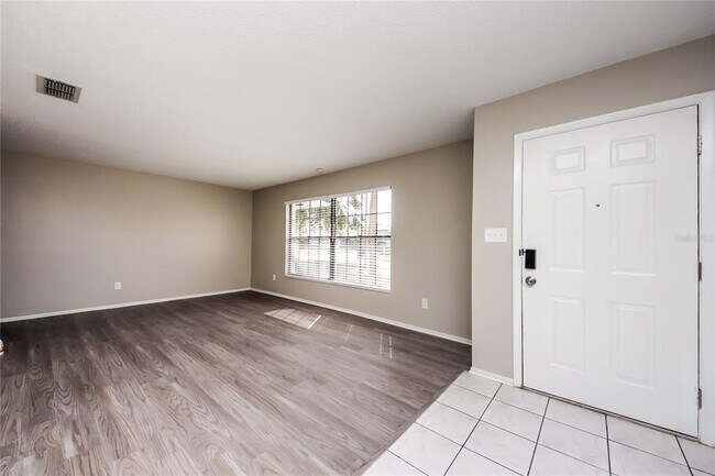 Foto del edificio - 2733 Mint Dr