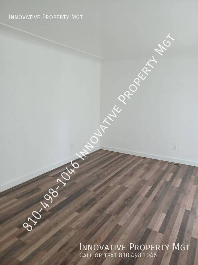 Foto del edificio - 5476 Westchester Dr