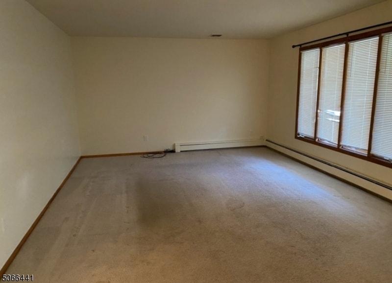 Building Photo - 9 Springhill Rd