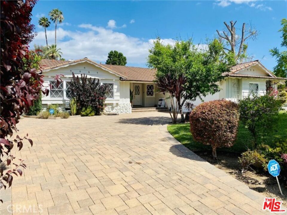 Foto principal - 6000 Le Sage Ave