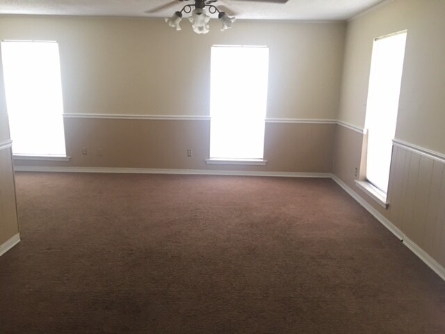 Foto del edificio - Edgewood Place subd. West Mobile 3/2 Large...