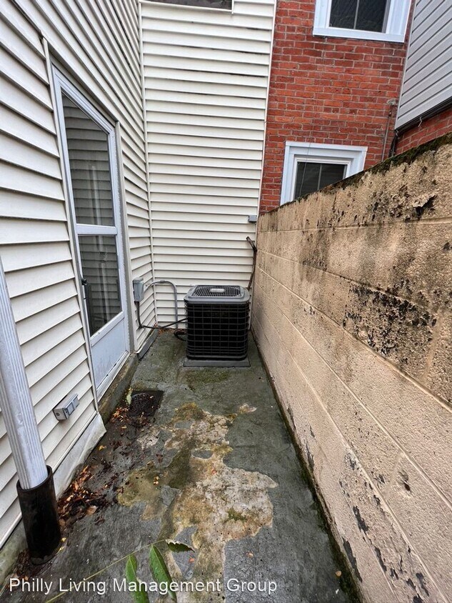 Foto del edificio - 2 br, 1 bath House - 2419 Meredith Street