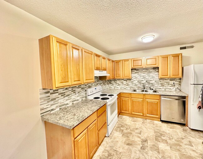 Building Photo - 1754 Hunters Trail