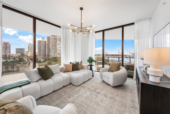 Foto del edificio - 500 Alton Rd