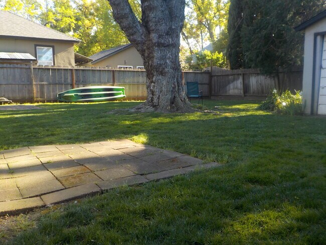 Foto del edificio - 1211 Laburnum Ave