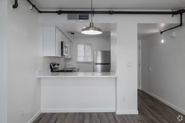 2BR, 1BA - 775SF - Kitchen - Meadow Park Apartments