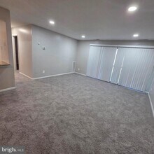 Building Photo - 10108 Campus Way S