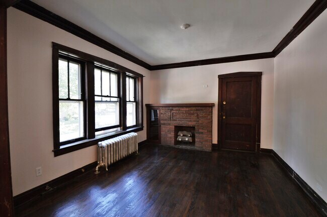Foto del edificio - 3741 W Roscoe St