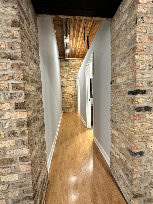 Building Photo - 540 N Lake Shore Dr
