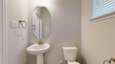 Building Photo - 1406 Veranda Mist