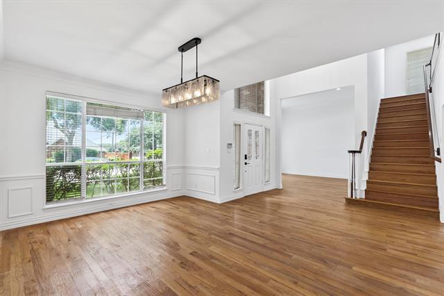 Foto del edificio - 3933 Woodlawn Ln