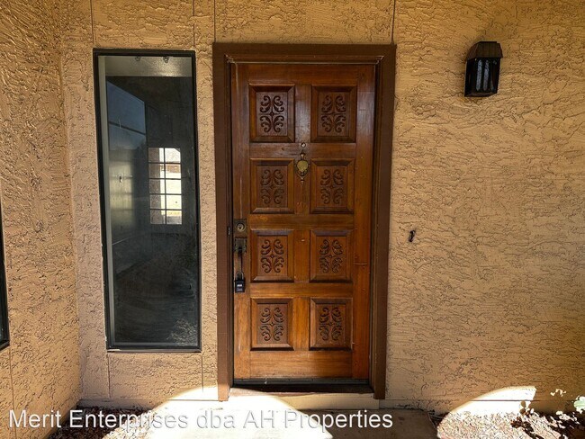 Foto del edificio - 2 br, 2 bath House - 898 W BOXELDER PL