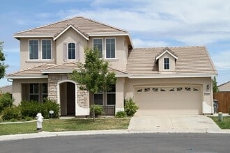 Building Photo - 4713 Battles Ct