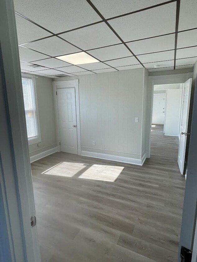 Building Photo - 562-576 Main LLC