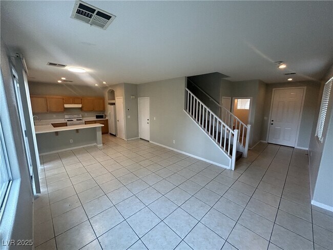Building Photo - 8439 Regal Hills Ct