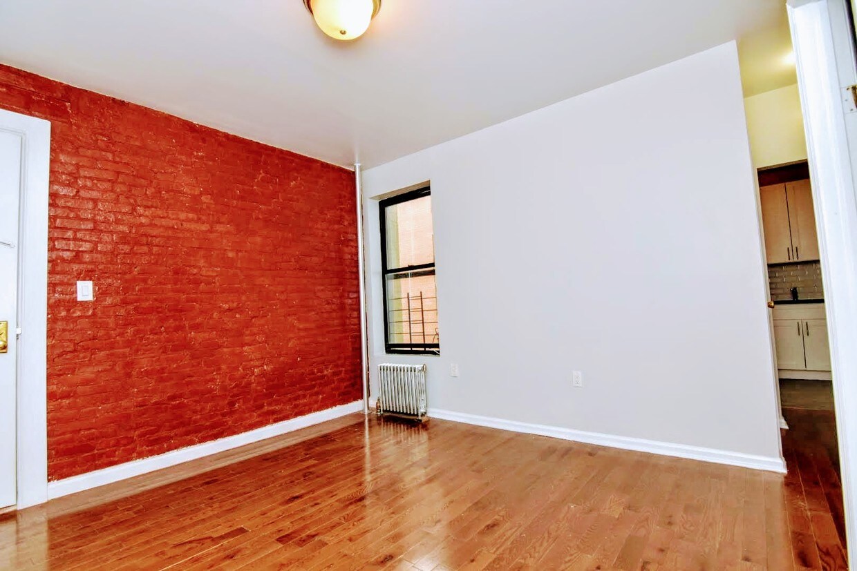 Foto principal - 2254 5th Ave