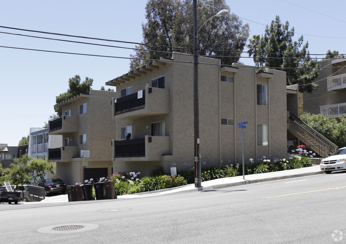 Primary Photo - 33741 Olinda Dr