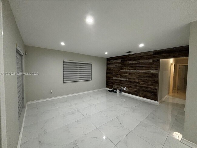 Foto del edificio - 18632 SW 93rd Ct